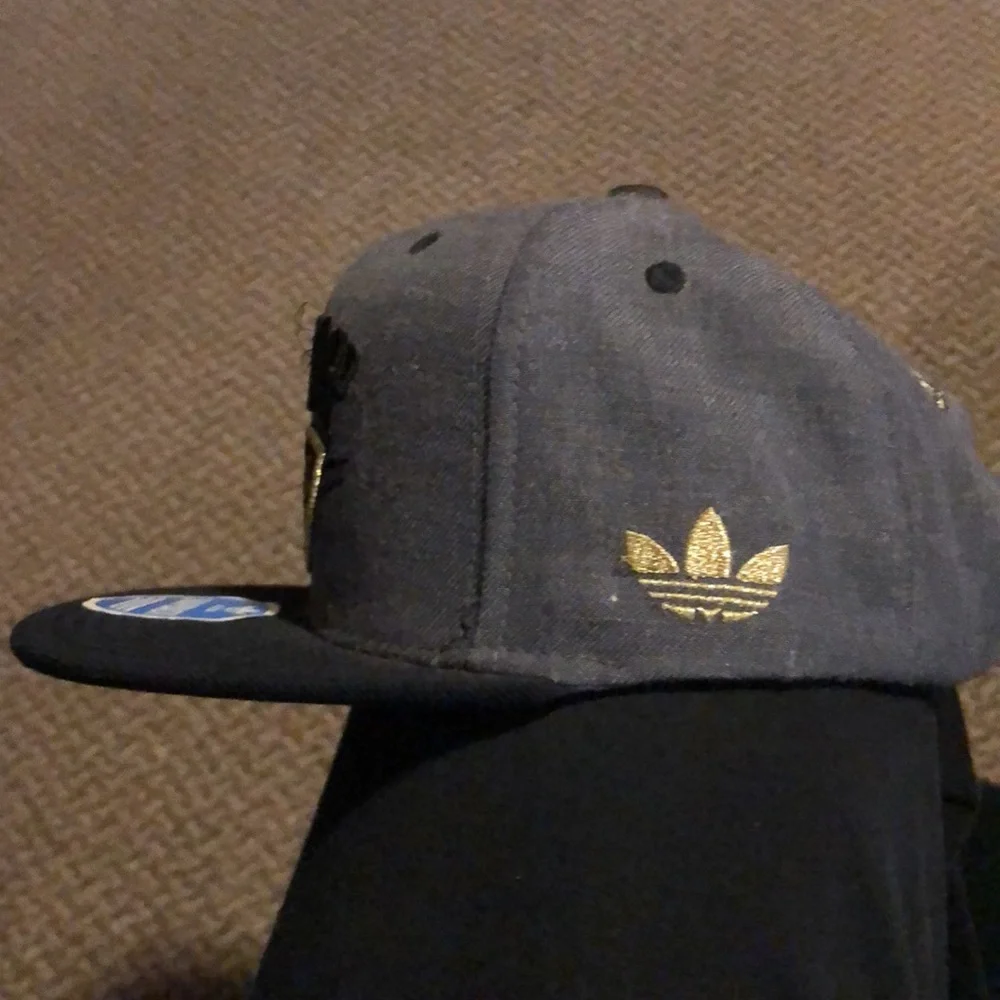 Adidas Oklahoma City Thunder SnapBack - Picture 2 of 10